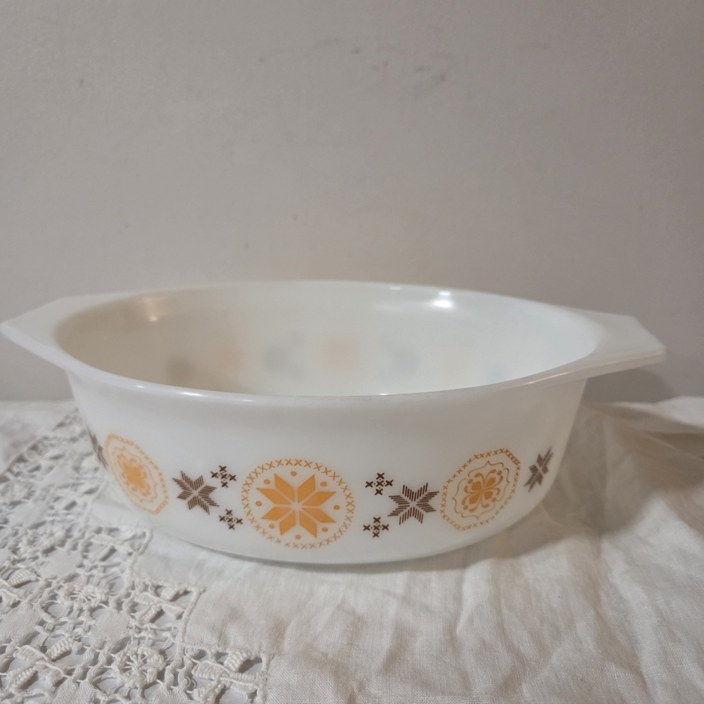 Pyrex Town and Country 043 Oval Casserole
